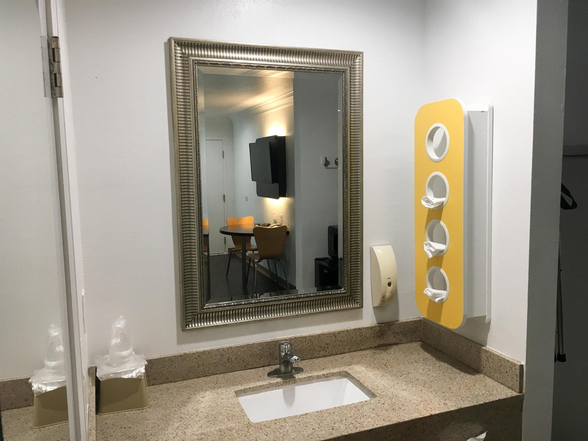 Motel 6-Norwalk, Ca Dış mekan fotoğraf