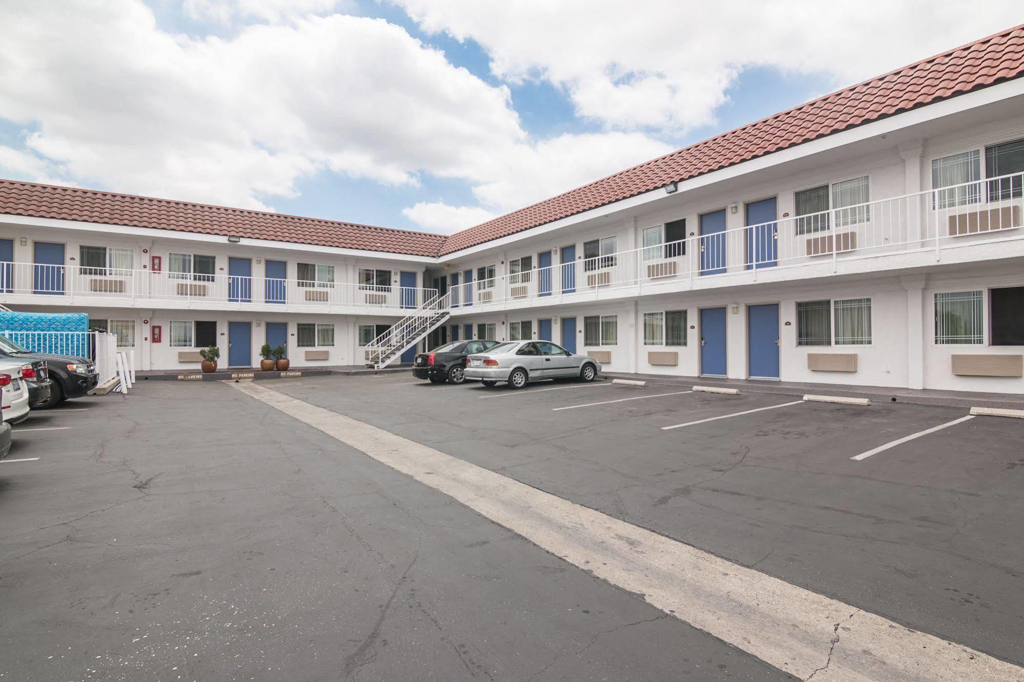 Motel 6-Norwalk, Ca Dış mekan fotoğraf