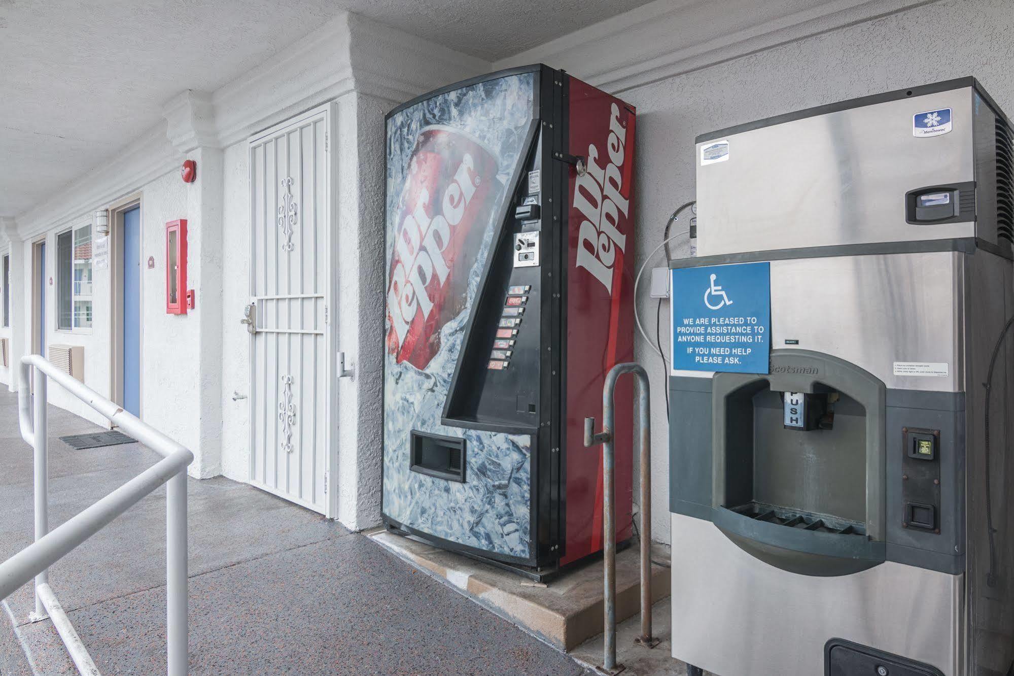 Motel 6-Norwalk, Ca Dış mekan fotoğraf